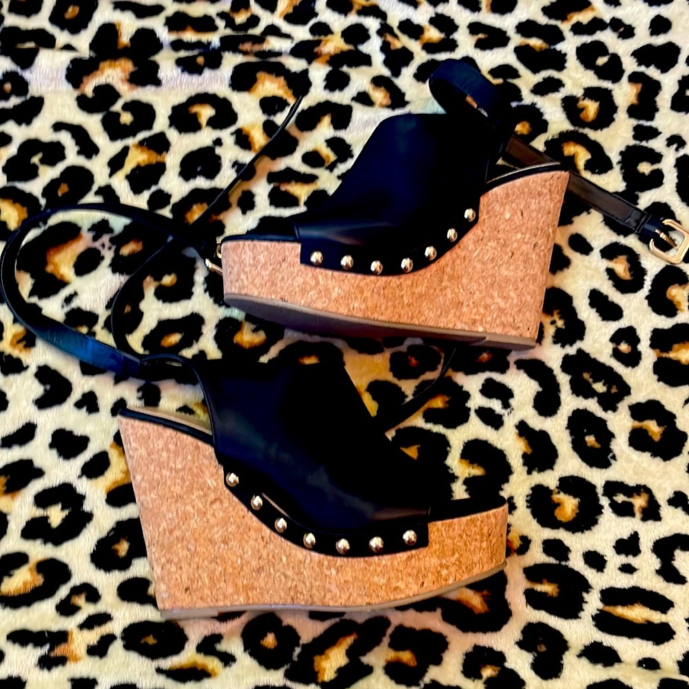 Studded wedges